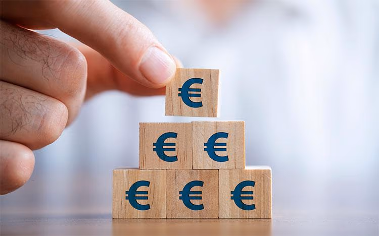 Difendersi da schemi Ponzi e investimenti ingannevoli